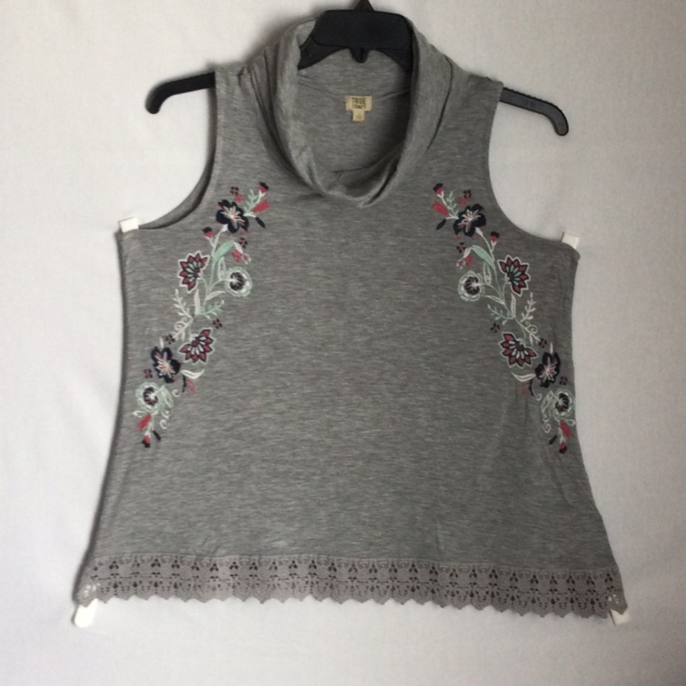 Womens sz large True Craft lightweight sleeveless turtleneck